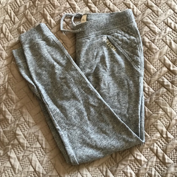 Abercrombie & Fitch Pants - Abercrombie and Fitch crop sweatpants